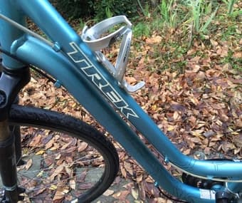 Trek 7100 commuter-hybrid bike: Sky Blue 2
