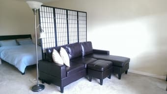 4-Panel Folding Screen with Stand 1