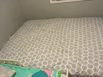 Queen size mattress 1