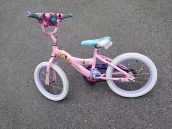 Male bike and kid bike 3