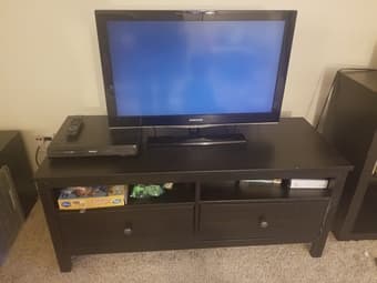 SAMSUNG LCD HDTV 32" 1