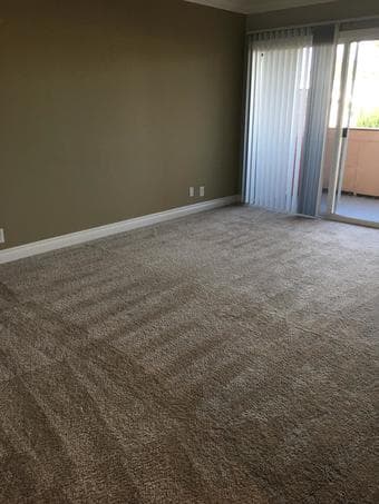 Well connected to Stanford, Mountain View room for females !! 2