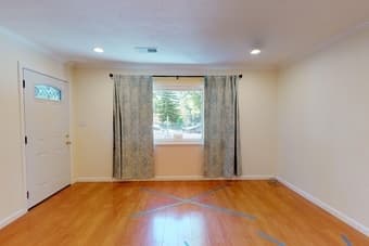 Room for rent in beautiful house :) 3