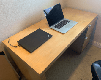 Free - Large Desk 1
