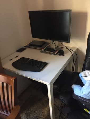 Small kitchen table with 2 chairs 1