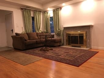 Palo Alto Park Blvd room PhD/Postdoc/R&D Professionals and 1