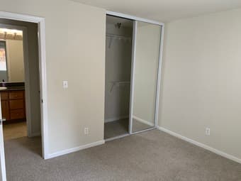 1bd/1ba (private bath) Sunnyvale - Female Roommate Wanted 1