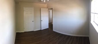 Bedroom in shared 2bed/1ba apt, beginning 4/1/20 2
