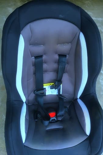 Evenflo Car seat, excellent condition 2