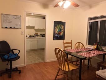 Room in 3BR w/two male professionals near IKEA/Amazon/ 101 exit 403B 3