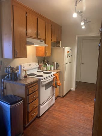 Stanford student or recent grad roommate wanted - $1,550 @stanford.edu 2