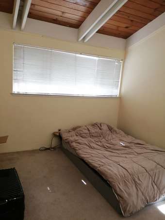 Palo Alto, appartment bedroom--available 3/10-- $1188/month 2