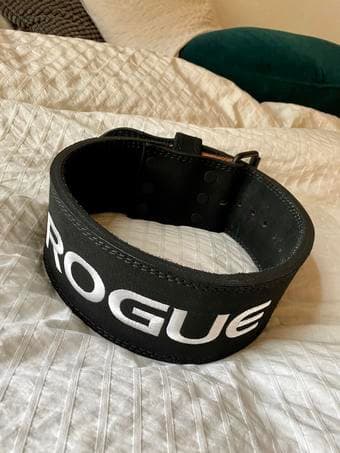 Rogue Echo lifting belt, size small 1