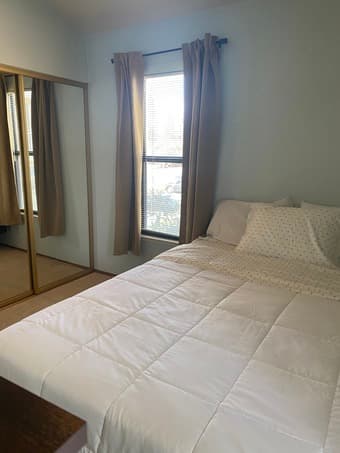 Private room in townhouse near California Avenue — $964/month 2