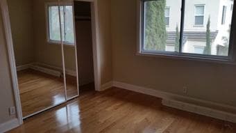 Single room in shared house in MTV. 2 mins walk from Caltrain, Castro 1