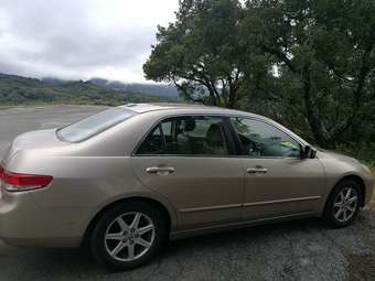 2004 Honda Accord 1