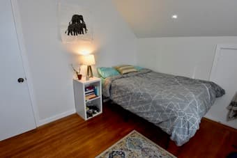 Bedroom (Furnished) in a 5 bed, 2 bath House - 15 min bike ride to cam 1