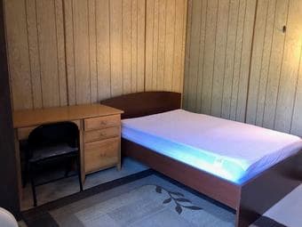 $1290 Furnished private BR/BA in Palo Alto house for rent from 04/01 3