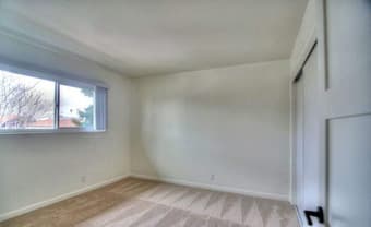 One bedroom in 2 bedroom/1 bathroom apartment in the heart of MV 3