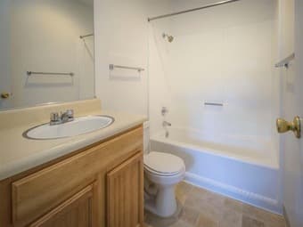 Private master Bedroom for rent - Close to Caltrain 2