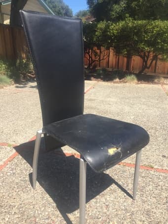 [UPDATED] Virtual Garage Sale!! Bed frame (queen), desk, chairs 3