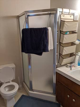 Private Room & Bathroom in two story house (10 min from FB, Stanford) 3