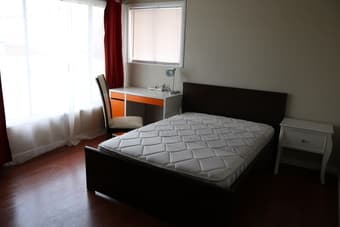 $990 Enjoy a beautiful single house in this special time from now 3