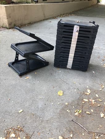 Versatile shoe rack (up to 20 pairs) 1
