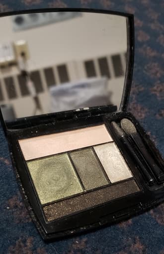 Eyeshadow- Lancome, Clinique 1