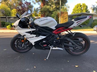 Low Mileage 2013 Triumph Daytona 675R ABS 1