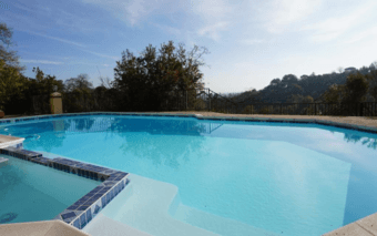 Sunny Hilltop Room in Mansion with Terrace + Jacuzzi + Pool + Hikes 3