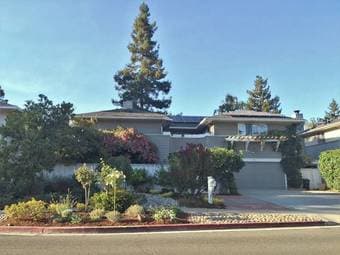 Large Private Room in Spacious Mountain View Home 1