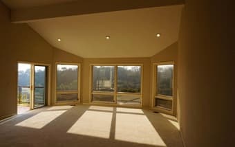 Sunny Hilltop Room in Mansion with Terrace + Jacuzzi + Pool + Hikes 3