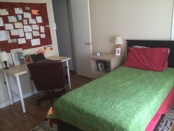 Room $1185/mo in shared house <5min drive/bike to Stanford 3
