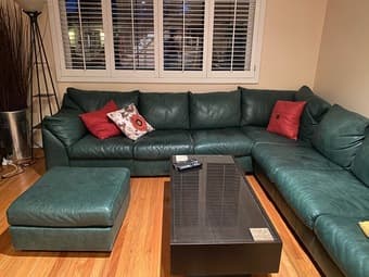 living room furniture 2