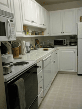 Oak Creek $3600/month Entire apartment 1bdr/1bath 1