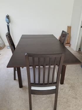 Kitchen table with 4 chairs 1