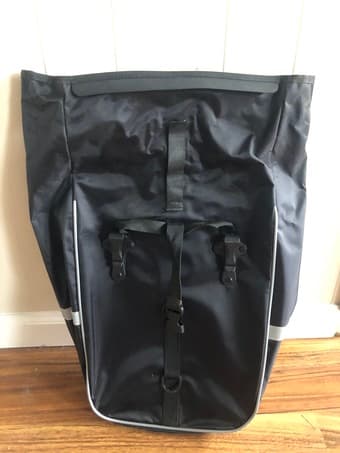 [For Sale] Waterproof bike pannier 2