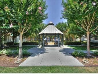 1 Bedroom with shared bathroom in Sunnyvale 2