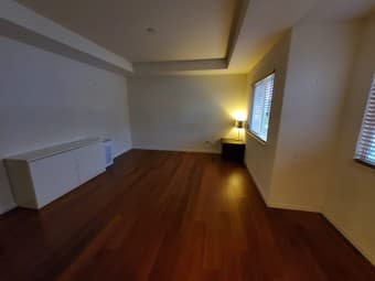 Master Suite in large house by the Bay available August 1 3