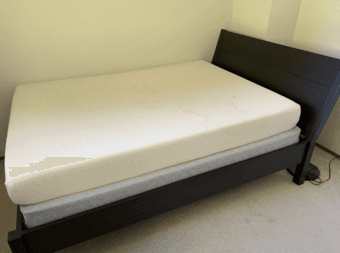 2 queen-size mattresses - Free! 1