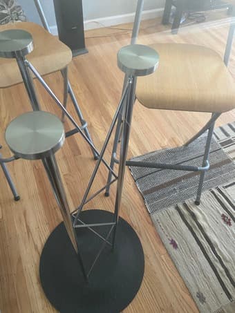 elegant glass bar table ( standing desk ) + 2 folding bar chairs 3