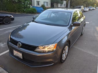 2014 VW Jetta Sedan 2.0 / 67k miles 2