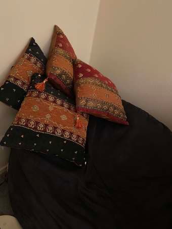 black memory foam bean bag chair + cushions 1