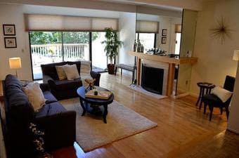 Room available in Menlo Park - $1700/month. Biking distance to campus 3