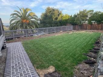 Room for rent in Emerald Hills 3