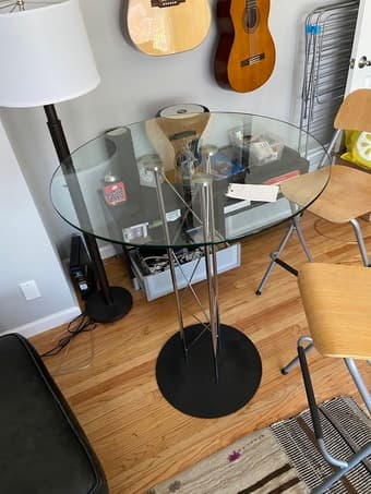 elegant glass bar table ( standing desk ) + 2 folding bar chairs 2