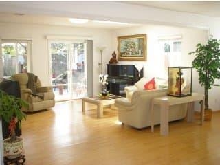 *Palo Alto Furnished Room + Own Full Bath - flexible terms, weekly* 1