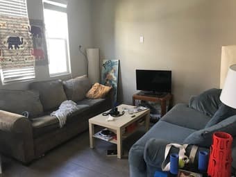 3 Rooms Available in Friendly Coop-Alum Home in East Palo Alto 2