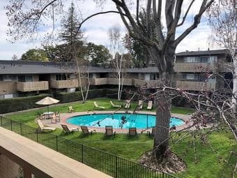 Private bed with shared bath in Palo Alto from 1 July 2